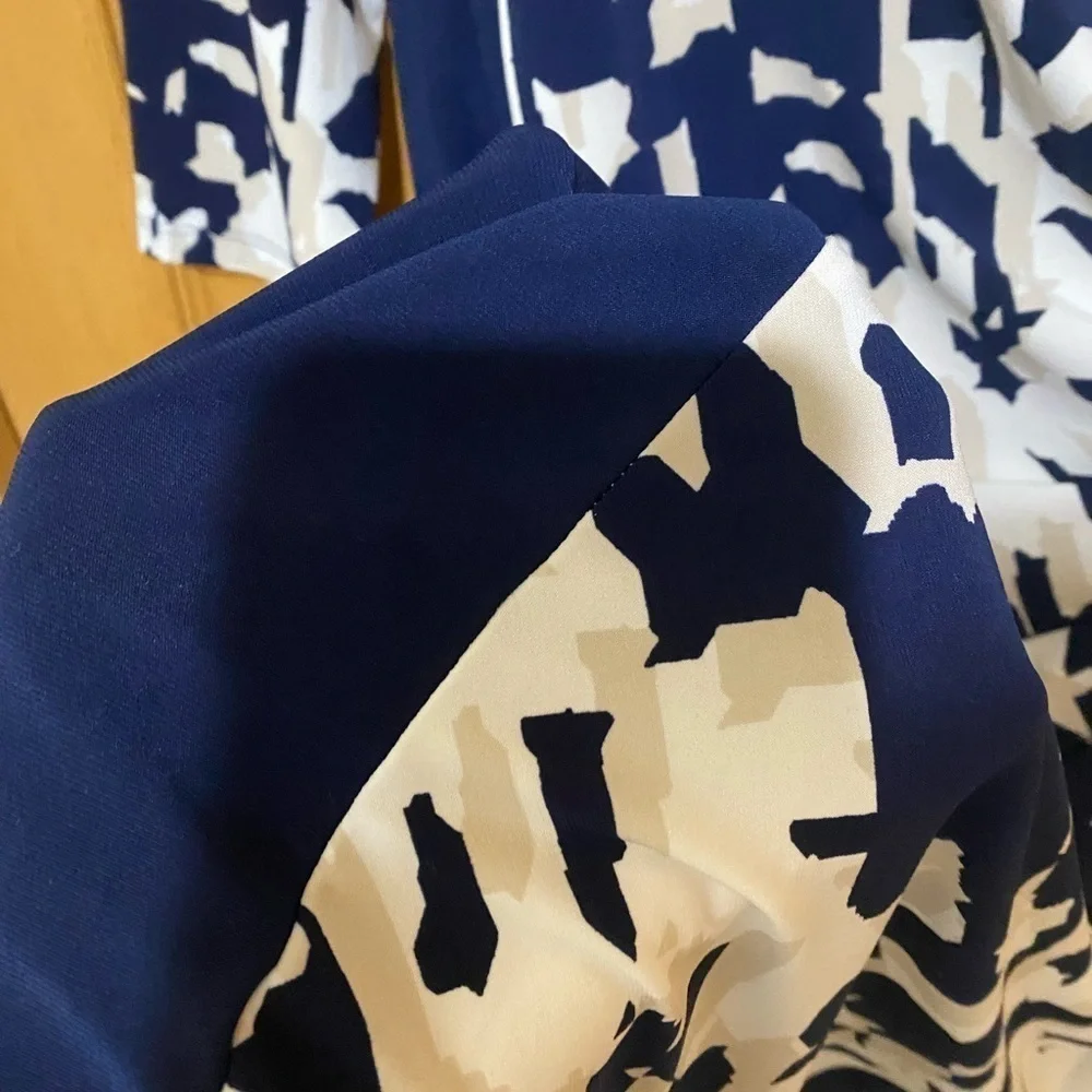 Lauren Ralph Lauren Beige/Navy Blue Printed Dress Size 6 - Picture 3 of 5
